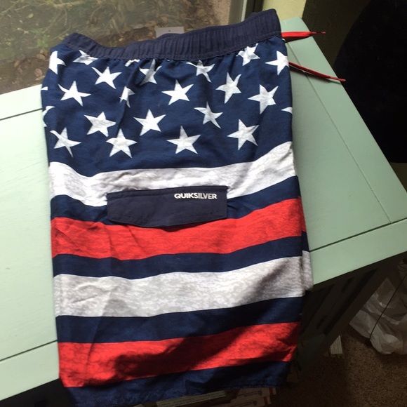 quicksilver boys swim